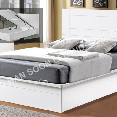 DOUBLE BED WITH STORAGE SPACE